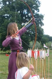 Golden Eagle Archers, Lady archer